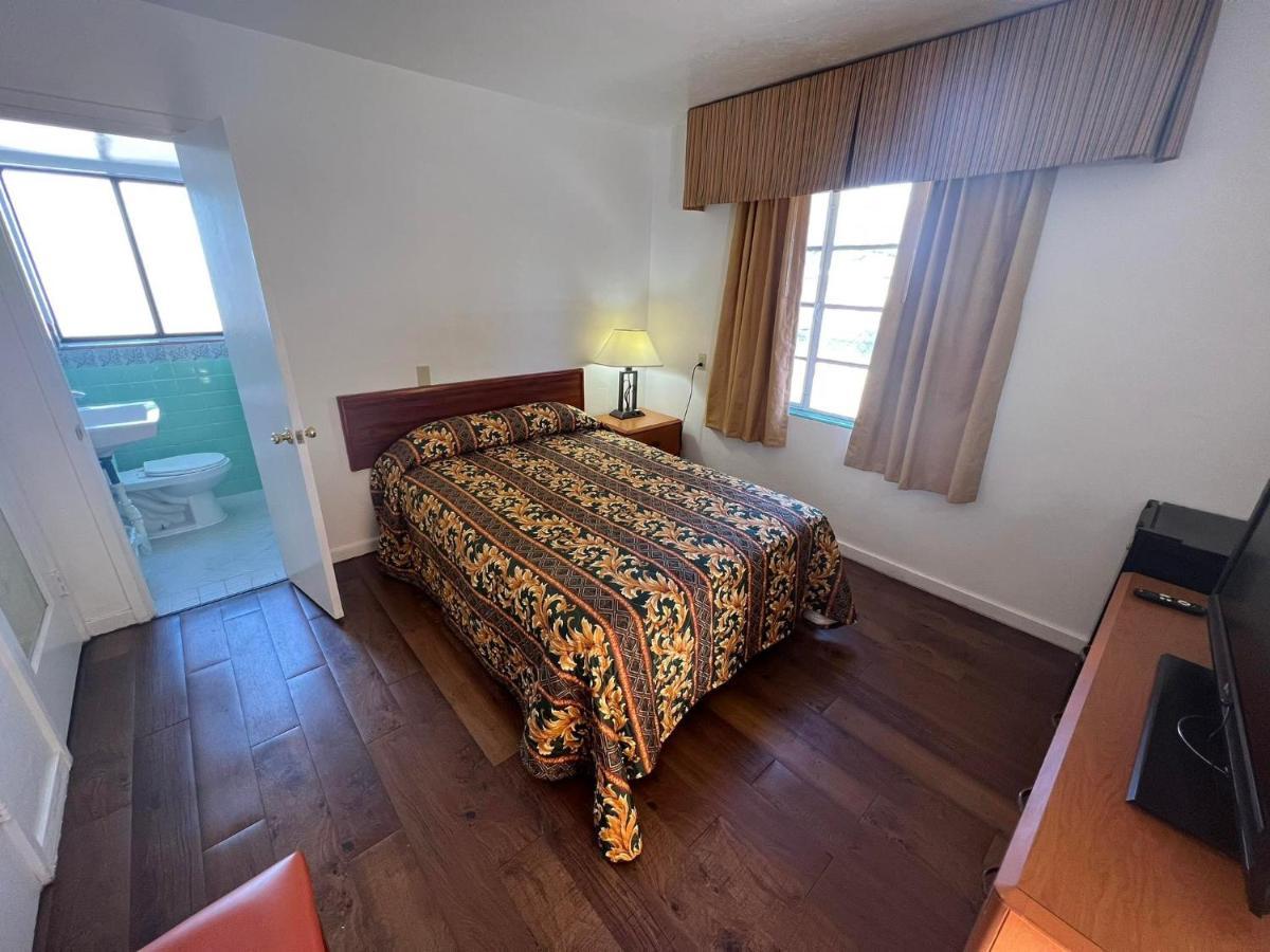 Quail Inn Motel ツーソン エクステリア 写真