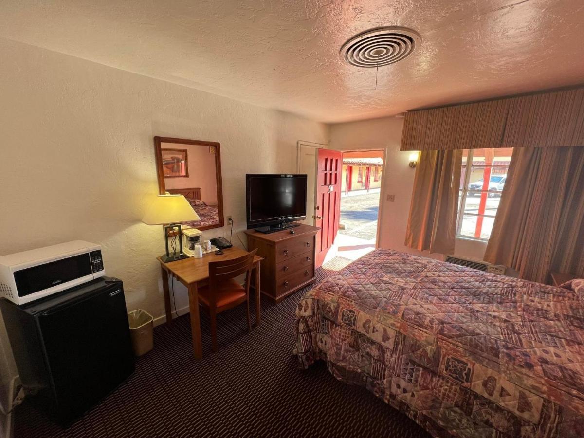 Quail Inn Motel ツーソン エクステリア 写真